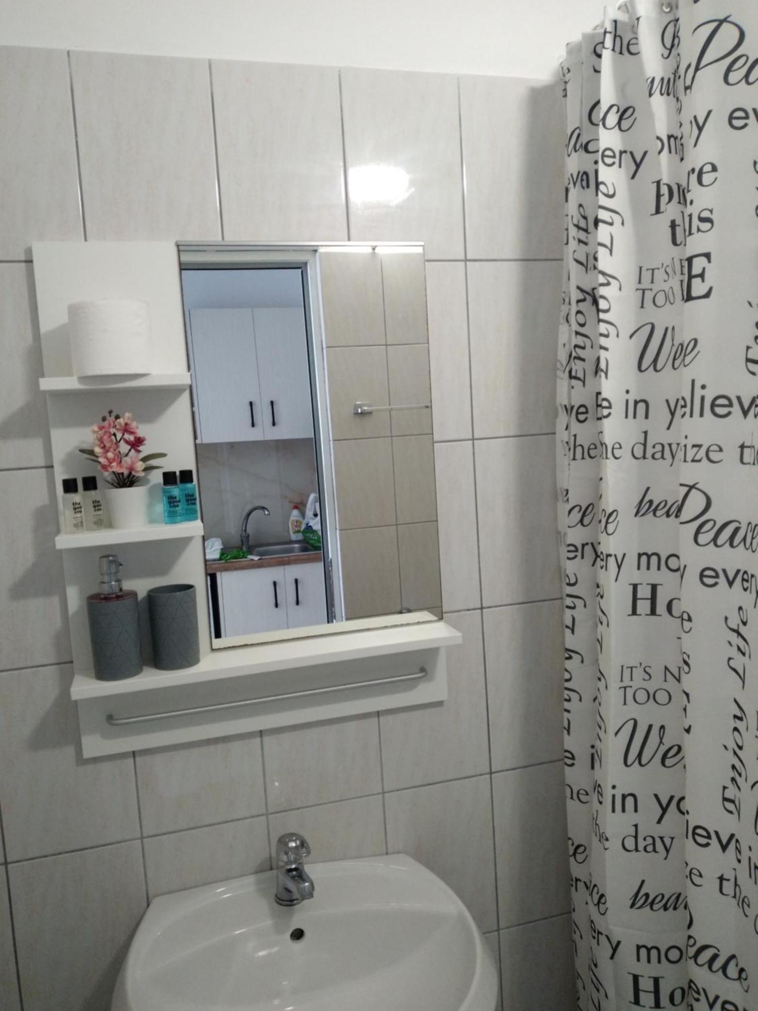Apartament Nadim *